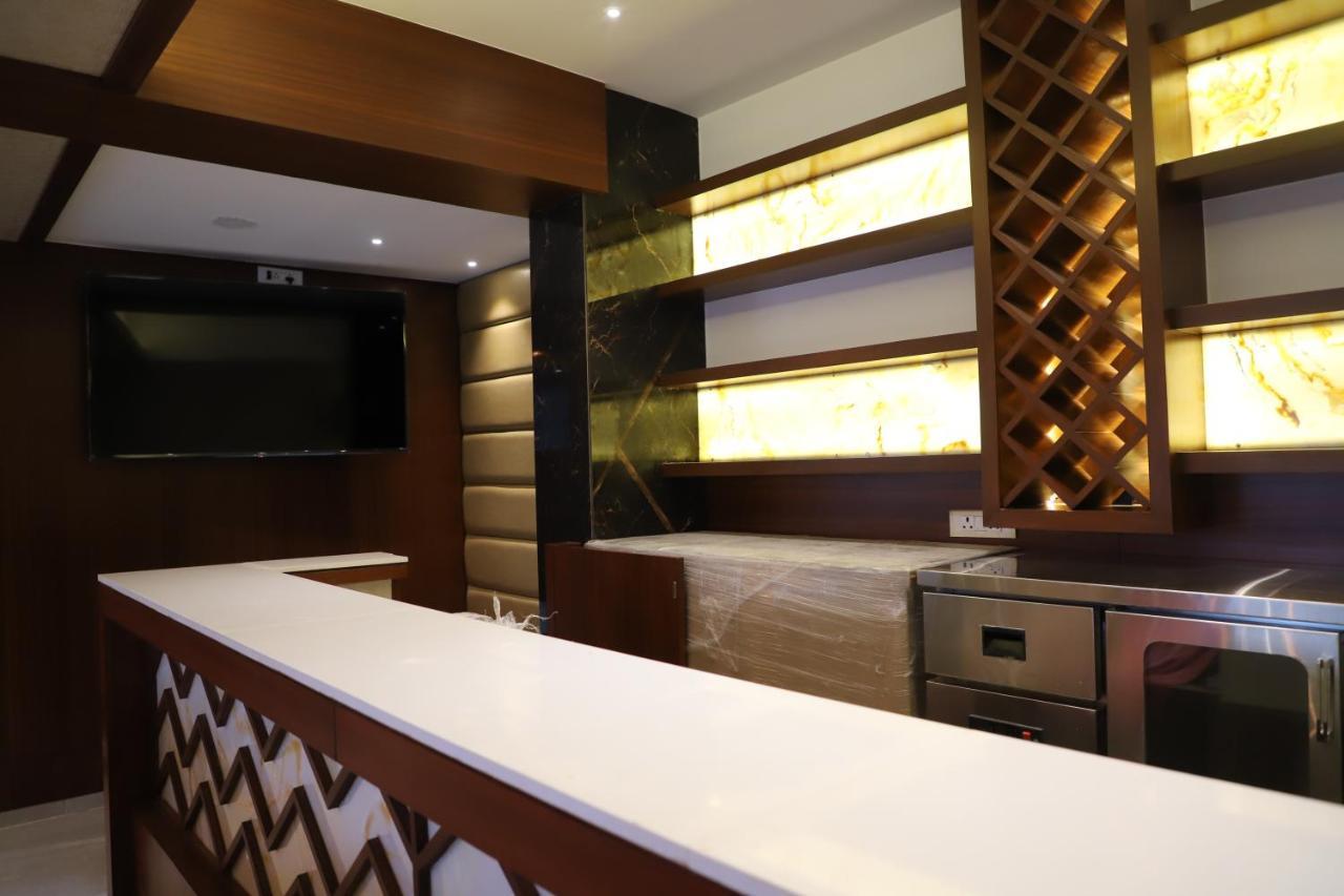 Shikin Hotels Navi Mumbai Esterno foto